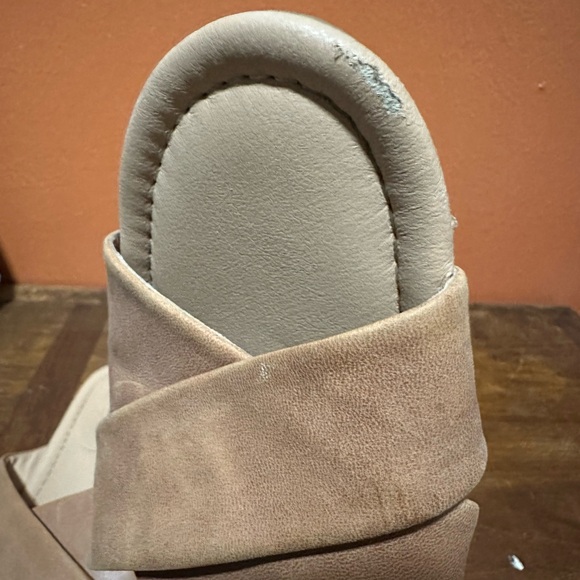 Lucky Brand Ramundy Low Heel Sandal - Picture 7 of 10